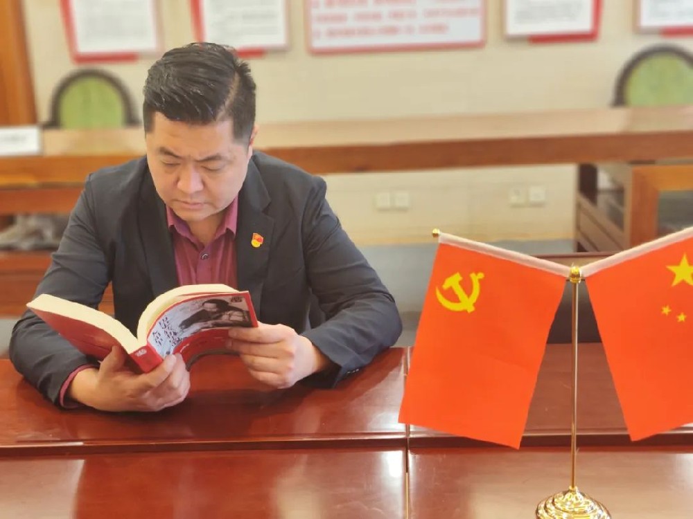 志存高遠：讀紅書、建信念