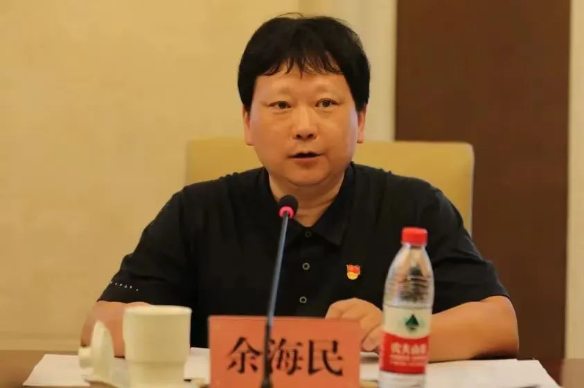 崇外商會聯(lián)合黨委書記、商會會長丁一參加崇外街道黨建協(xié)調(diào)委員會全體會議并代表成員單位進行發(fā)言